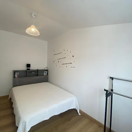 Maison Elegante Proche Plage, Foret, Avec Terrasse, 3 Chambres, Wifi Et Parkings - Fr-1-22-280 *
