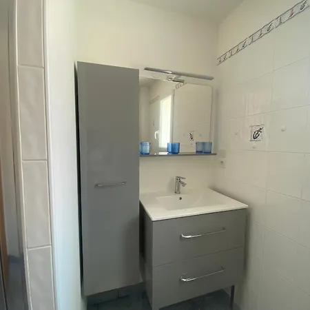 Maison Elegante Proche Plage, Foret, Avec Terrasse, 3 Chambres, Wifi Et Parkings - Fr-1-22-280