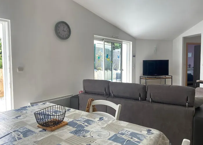 Maison Elegante Proche Plage, Foret, Avec Terrasse, 3 Chambres, Wifi Et Parkings - Fr-1-22-280 *